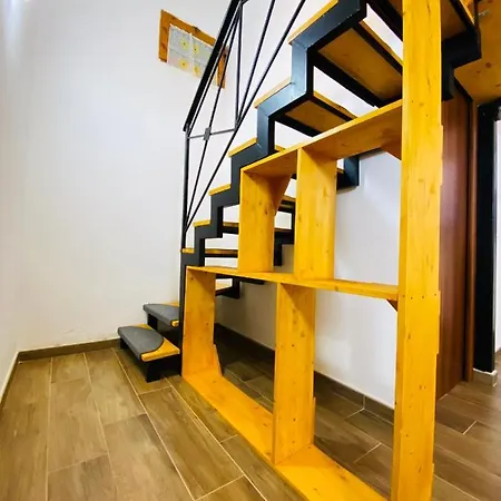 Al Civico 72 * פיצו